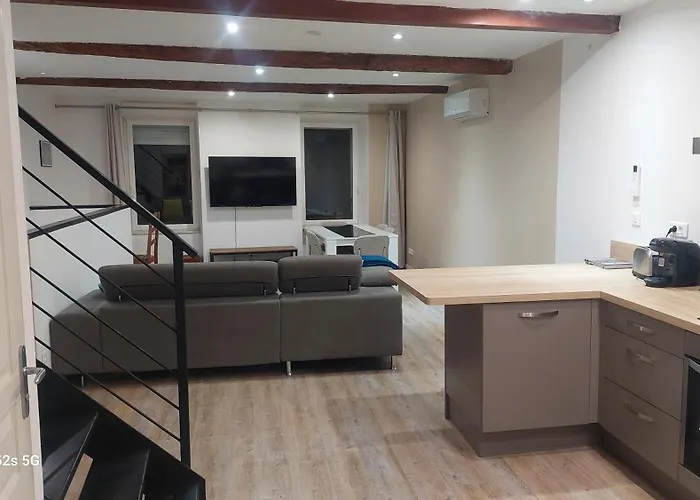 Le Duplex Sigeannais شقة